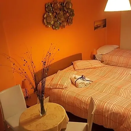 Oasi Bed & Breakfast 3*